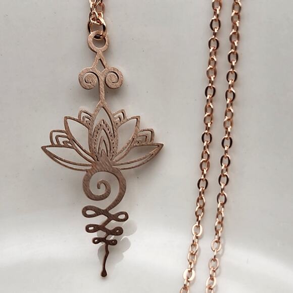 Boho Rose Gold Necklace - Picture 4 of 5